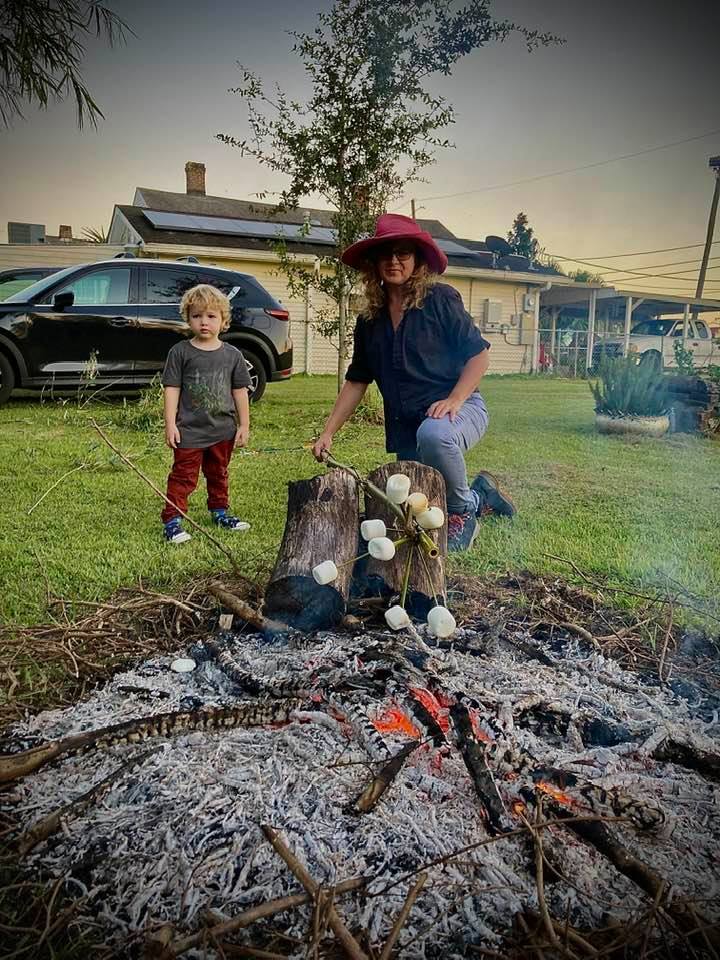 Gina Phillips playing with kids, September 25, 2021.