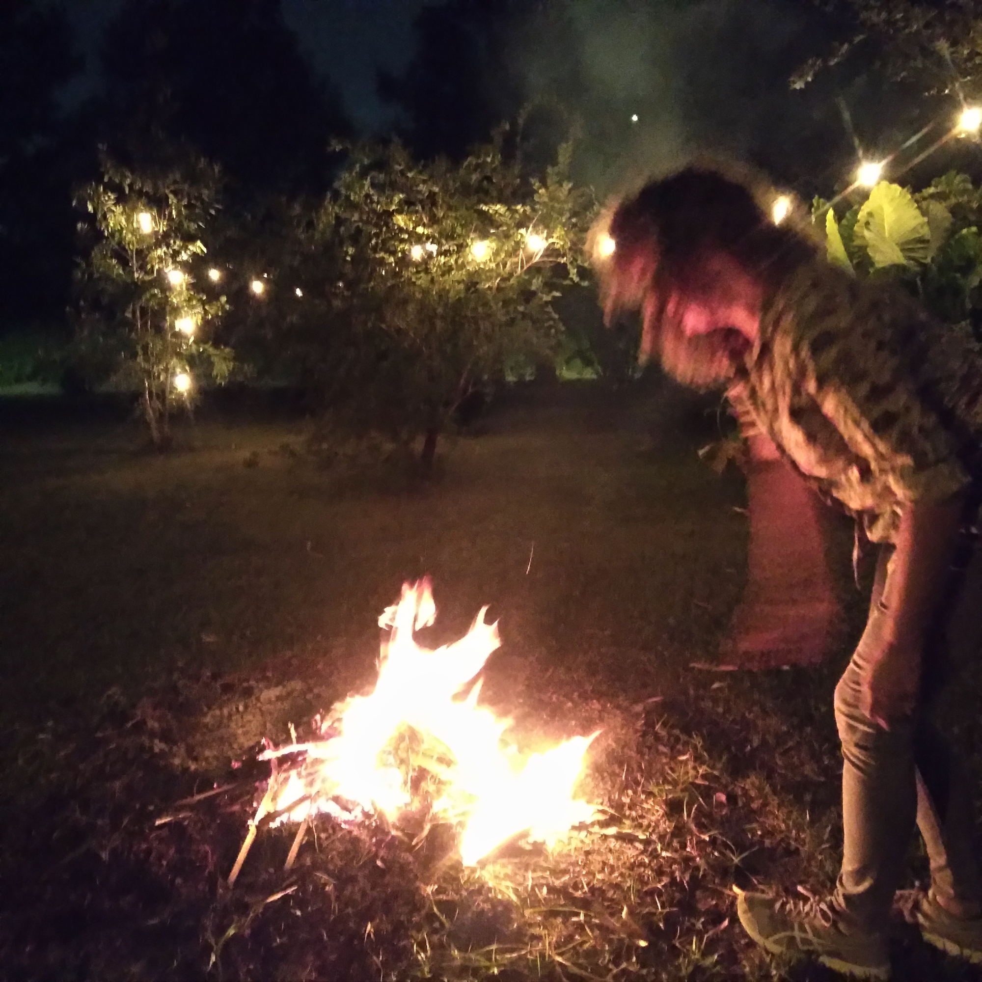  Gina made a little bonfire.