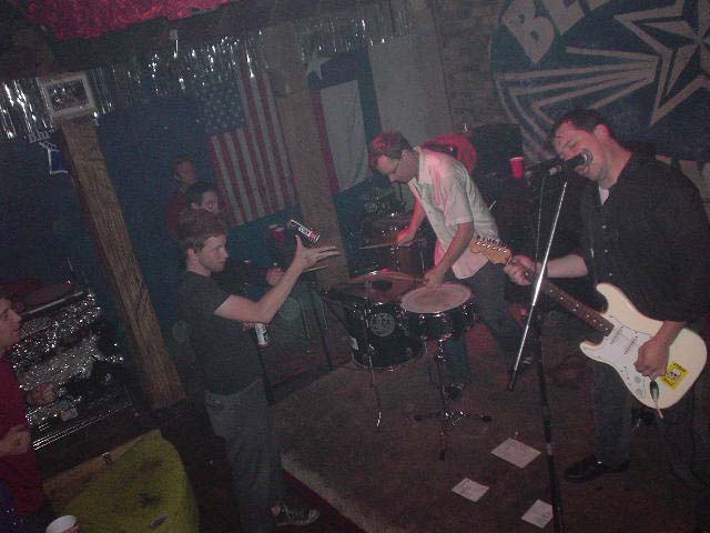 Ka-Nives and All-Night Movers at Beerland, Austin, Texas, April 25, 2003.