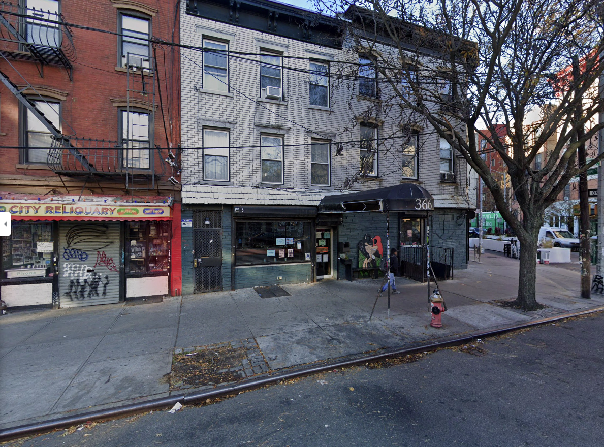 exterior of Black Betty, 366 Metropolitan Avenue, Brooklyn