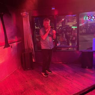 Went to Kajun's to do karaoke with Andrew and ChanDella.