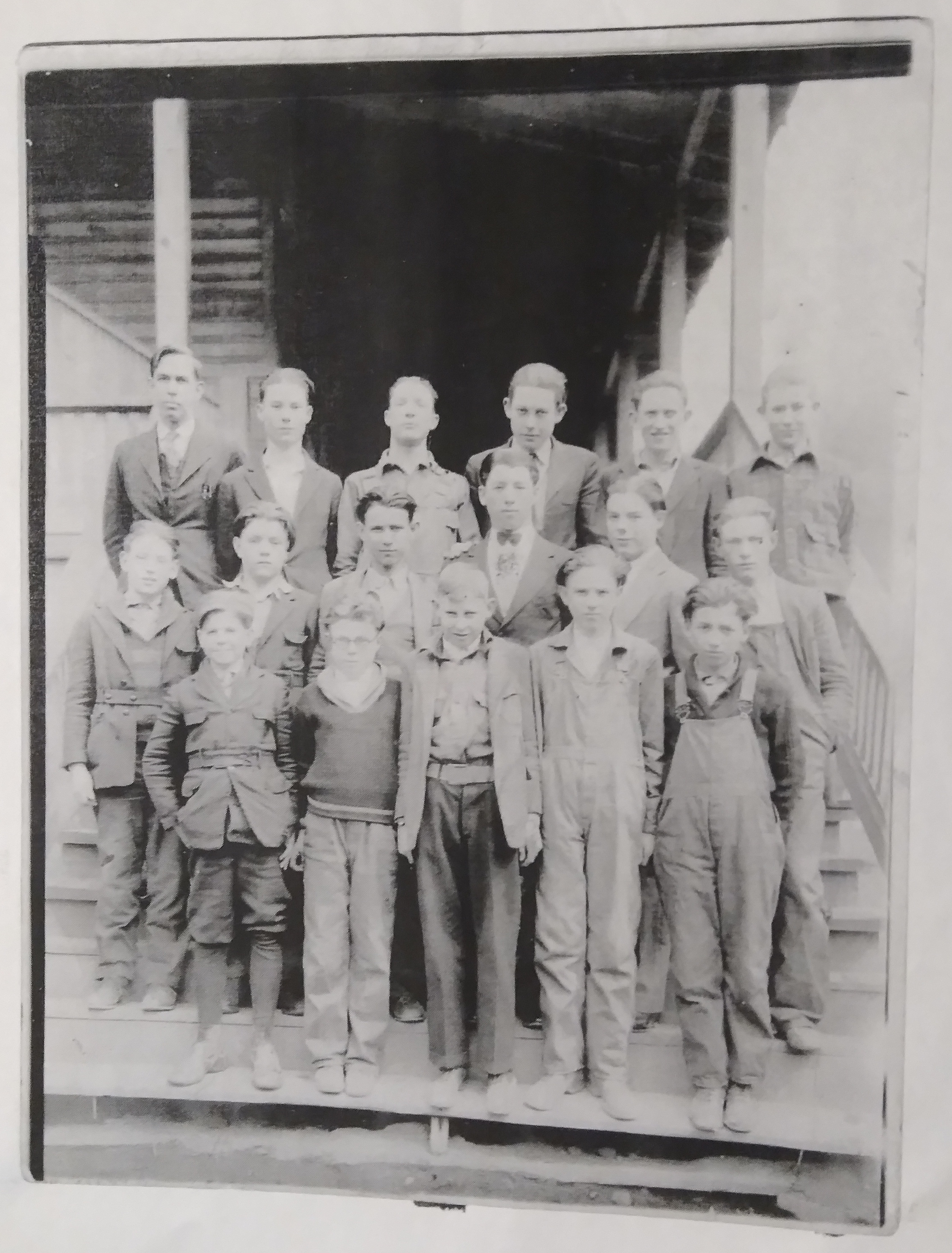 Class photo with my grandfather Percy Reeves in the center.