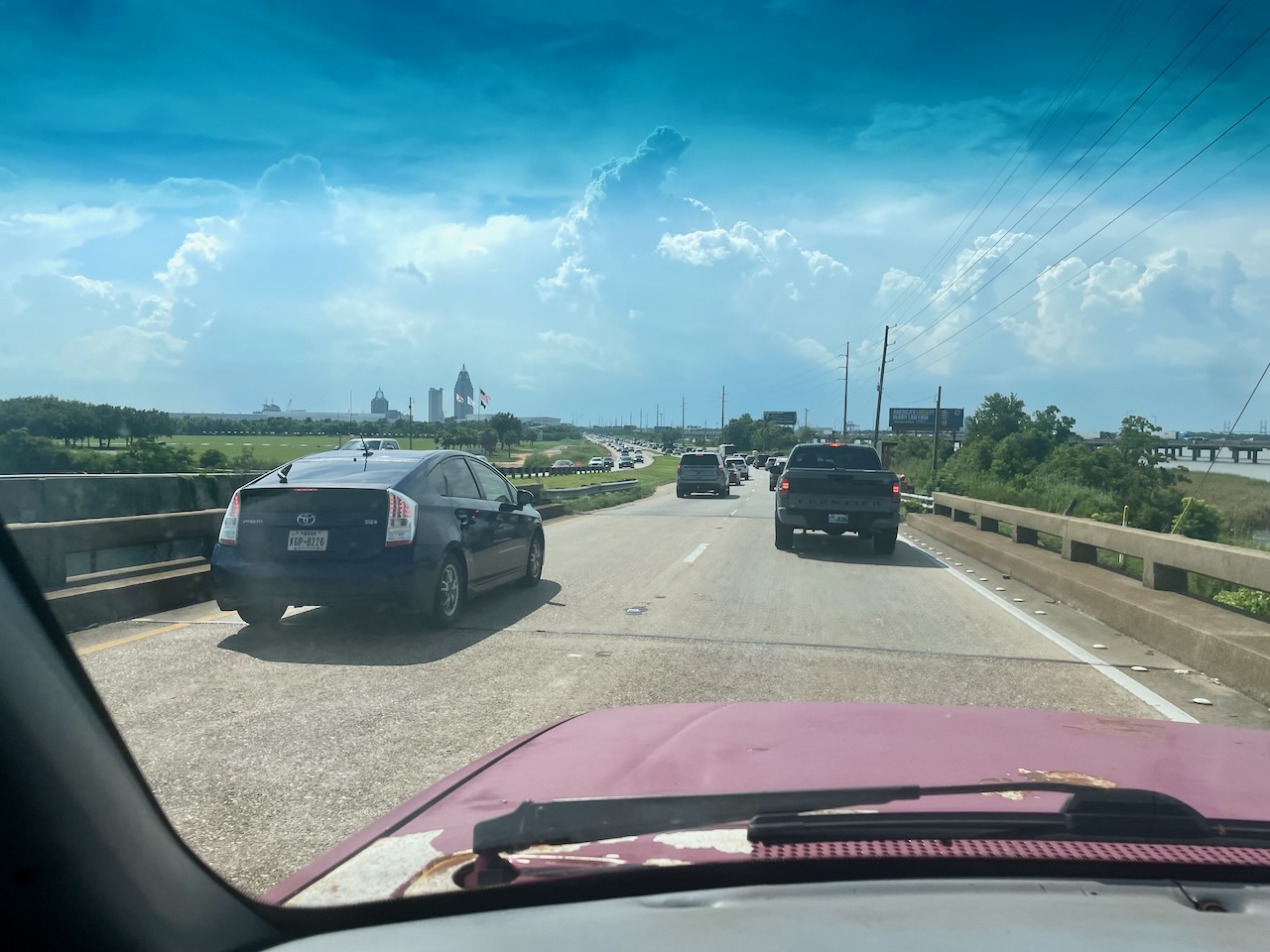 traffic approaching Mobile July 6, 2025